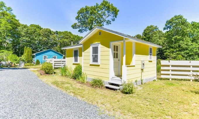 North Eastham Apartment | Bright Cottage Close to Bayside Beaches!