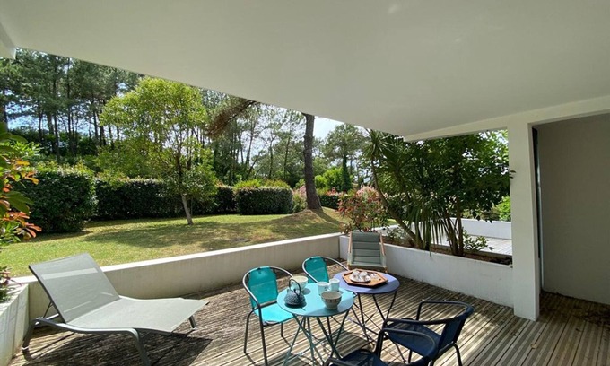 Capbreton Apartment | Bright & Cozy T2 Apartment, 400m from Beach, South-Facing Terrace, Sleeps 4!