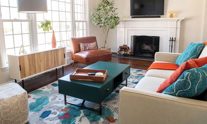 Grosse Pointe Woods House | Bright & Cozy Gem in Grosse Pointe Woods/Detroit