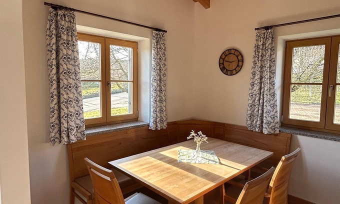 Tittmoning Apartment | Bright, cozy vacation apartment with balcony, 70sqm