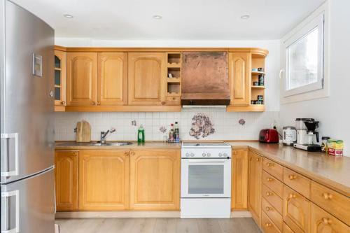 Asker House | Bright family home