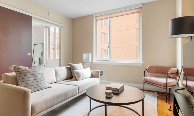 George Washington University Apartment | Bright Foggy Bottom 1BR w/W/D, Pool & Gym, nr Georgetown, by Blueground