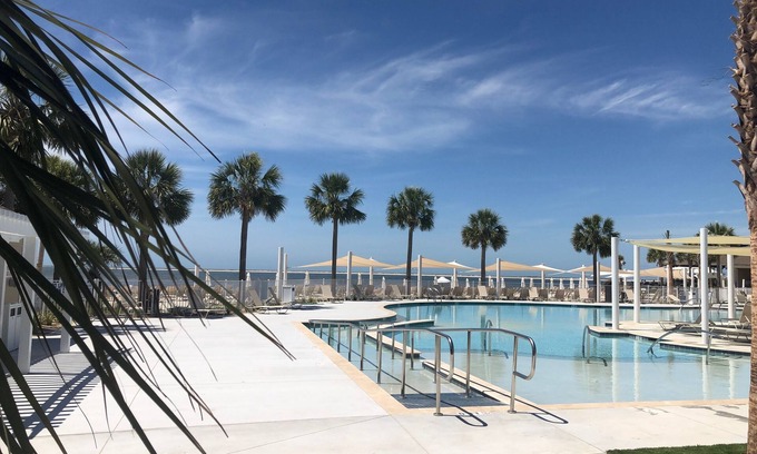 Seabrook Island Villa | Bright, Fresh & Sunny! Private pool. 3 screened in porches. Close to beach.