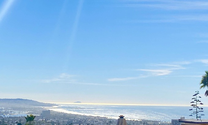 La Jolla Mesa House | Bright Grand Ocean Views Oasis