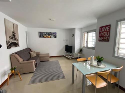 Santa Cruz de Tenerife Apartment | Bright lovely quiet flat very centric in SC