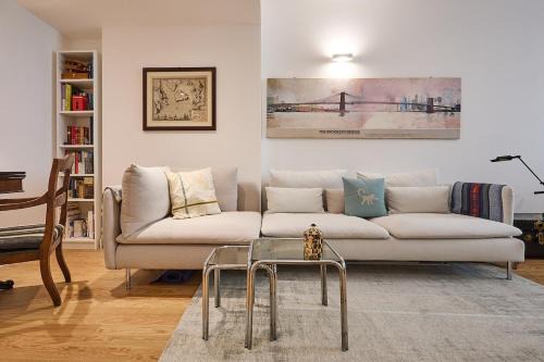 Calvairate Apartment | Bright Luxury Apartment