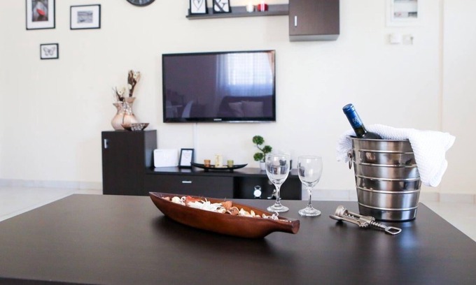 Polichni Apartment | Bright & Modern GroundFloor Apartment