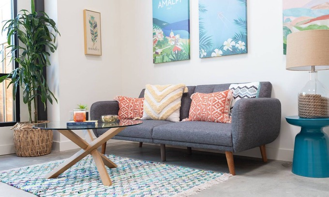 Lacy Apartment | BRIGHT + MODERN OC LOFT GETAWAY!