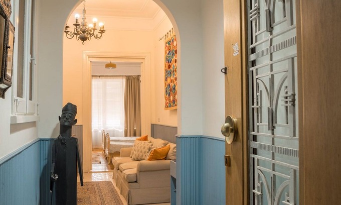 As-Sayidah Zaynab Apartment | Bright newly refurbished 1950s Downtown Gem - 5 mins to Egyptian Museum