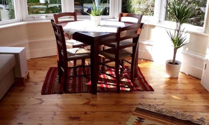 Bowes Apartment | Bright spacious garden flat in period property in Bowes Park