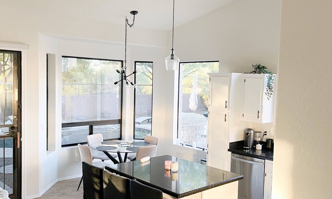 Las Sendas House | Bright Spacious House w/Pool in Quiet Neighborhood near PHX & Scottsdale