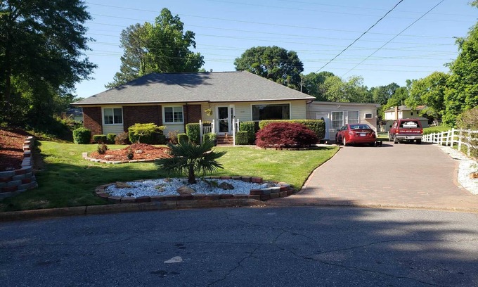 Gastonia Apartment | Bright & Spacious Studio Close To CLT Airport & Charlotte
