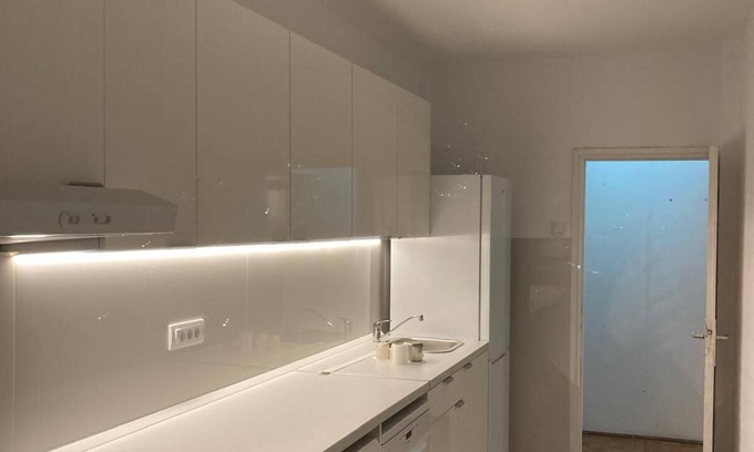 Novi Beograd Apartment | Bright & Sunny 80m² New Belgrade Retreat with Terrace