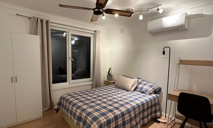 Greensborough House | Bright Sunny Room in Greensborough