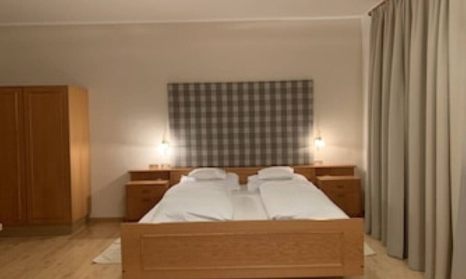 Nalles Apartment | Bright, sunny studio apartment with spacious balcony. Proximity to Bolzano & Merano WLAN