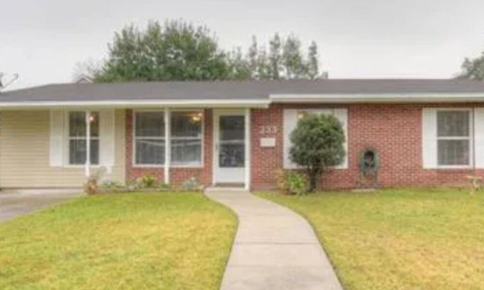 River Ridge House | Brignac's Best Kept Secret!