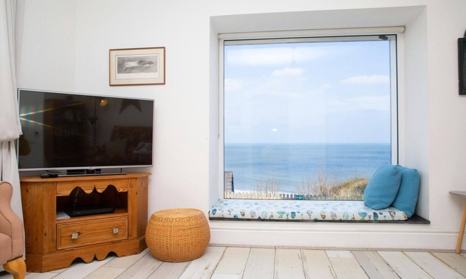 Tan-y-groes Cottage | Brigydon, Tresaith - Two Bedroom Cottage, Sleeps 5