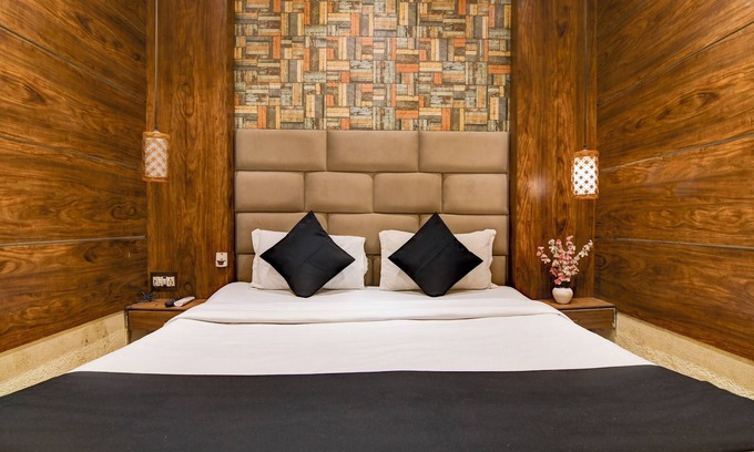 Kolkata Hotel | BRILL MARINA