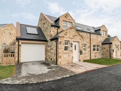 North Sunderland House | Brindles Cottage