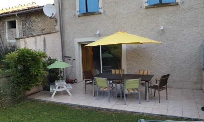 Thillot Cottage | Bring family or friends together for a weekend stay near Verdun