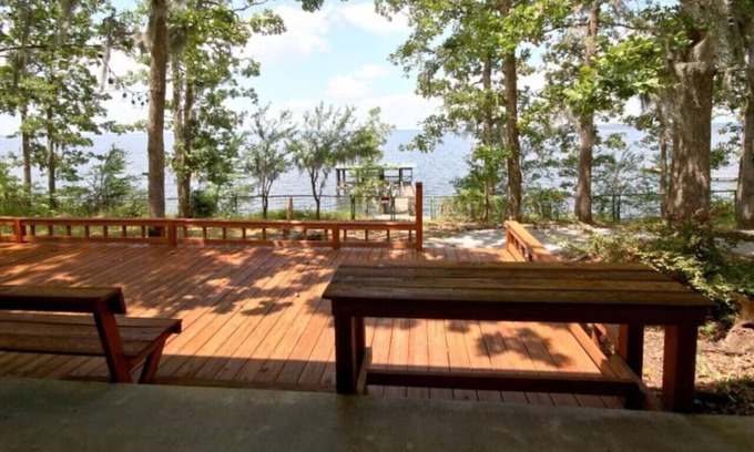 Negreet House | Brinkley’s Place – 2 BR 2 Baths