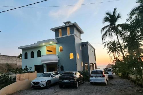San Juan de Alima House | Brisa Bliss
