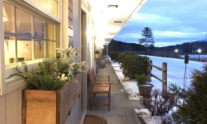 Manchester Center Hotel | Brittany Motel