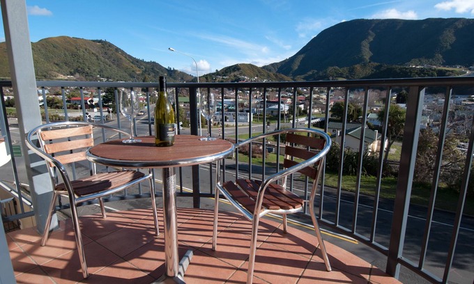 Picton Hotel | Broadway Motel