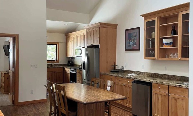 Brockway House | Brockway Springs Lake View Unit- #30