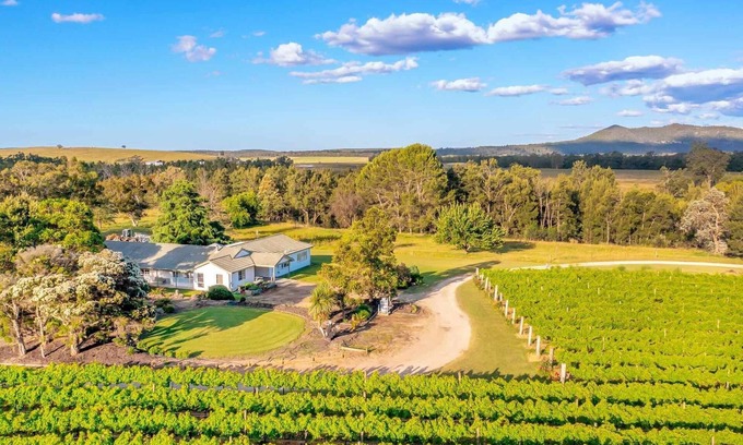 Broke House | Broke in the Vines - 6 bedroom farmhouse on working vineyard