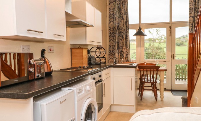 Oakworth Cottage | Bronte Barn