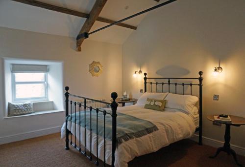 Askrigg House | Brook Cottage Askrigg