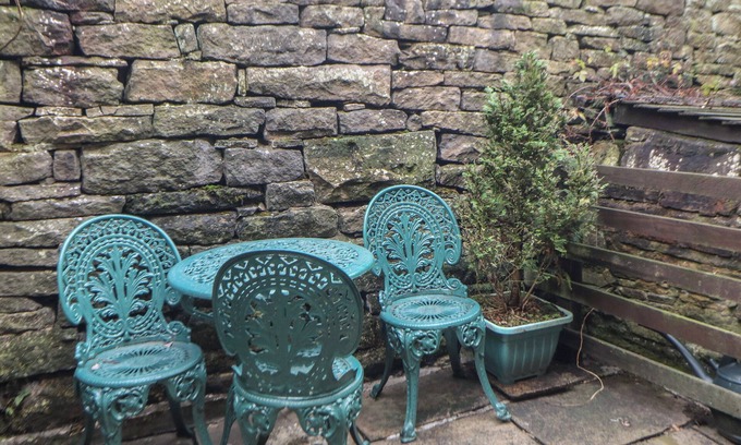 Little Hayfield Cottage | Brook Cottage