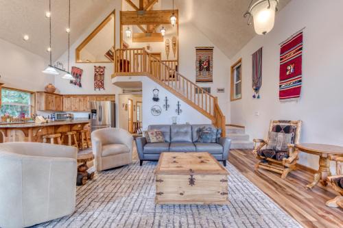Government Camp House | Brooke and Dans