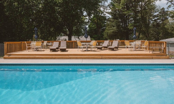 Grawn House | Brookside Cottages and Resort Brookside Cottage