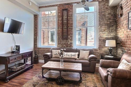 Historic District - North Apartment | Broughton Hideaway