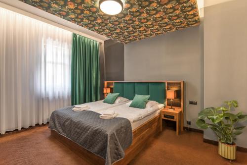 Pszczyna Bed & Breakfast | Brovar 16