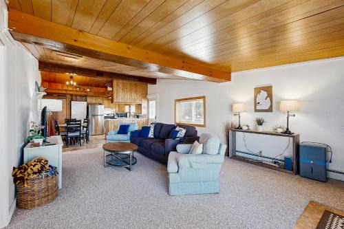 Indian River House | Brown Tin Roof