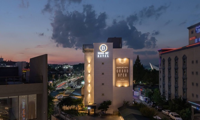 Hyomok Hotel | Browndot Hotel