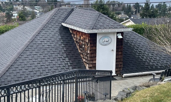 Northeast Tacoma House | Browns Point Mini Bungalow