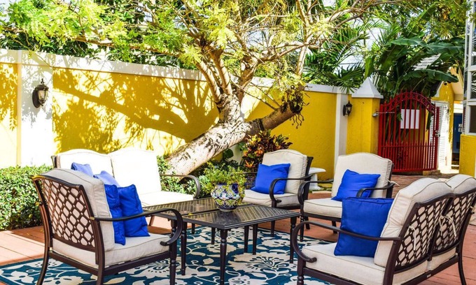 Nassau Apartment | Brownstone Marlin Drive