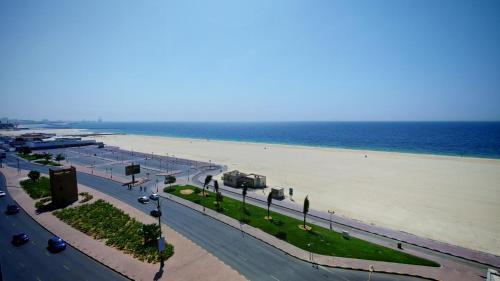 Rumailah Apartment | BRS Beach View Apartments