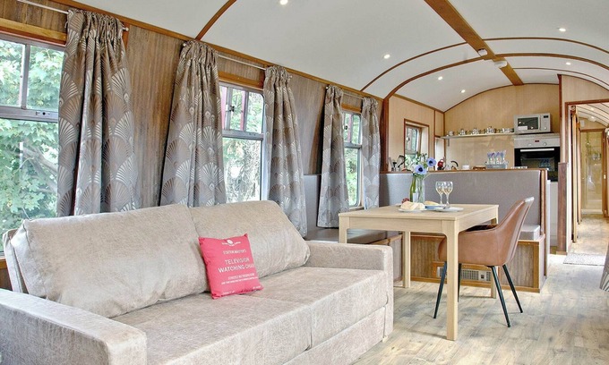 Dawlish Warren Ski Chalet | Brunel Boutique Railway Carriage 1