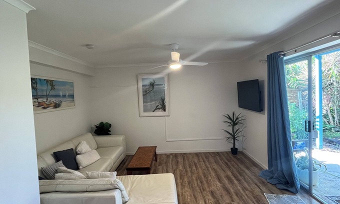 Brunswick Heads Apartment | Bruns Garden View Apartment ~ Central ~ Spacious & Close to the Beach ~
