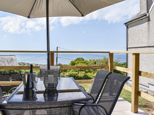Llanfair House | Bryn Derwen