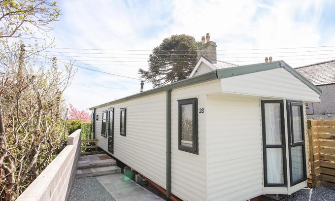 Dulas House | Bryn Hyfryd Caravan