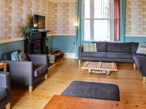 Rhiwbryfdir House | Bryn Marian