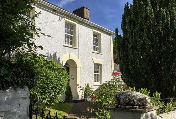 New Quay House | Brynsiloh