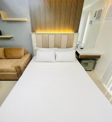 Iloilo City Proper Apartment | BT 1 Chic City Studio Retreat