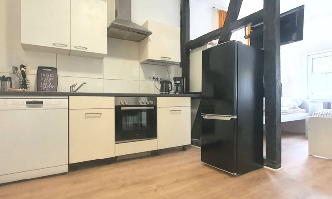 Burscheid Apartment | Bu01 - Ferienwohnung mit Smart-tv, 31qm, 1 Wohn-/Schlafzimmer, Max. 3 Personen